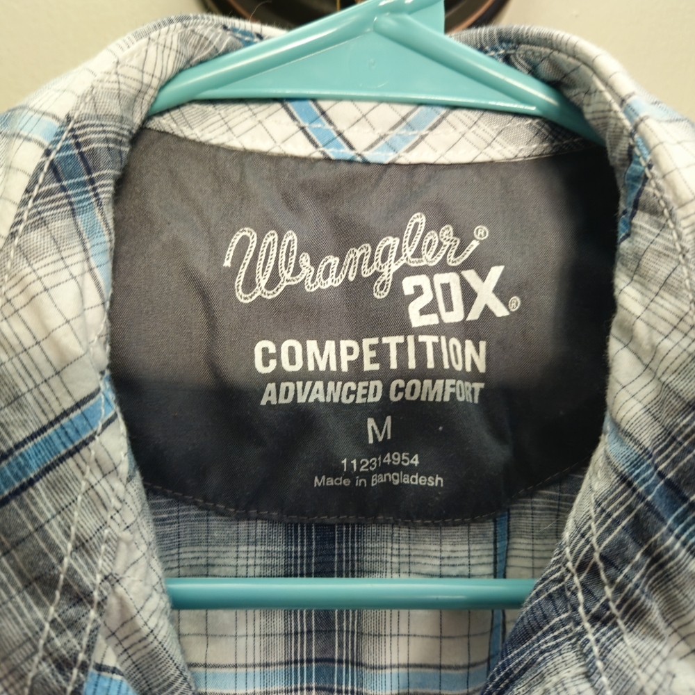 Wrangler button up